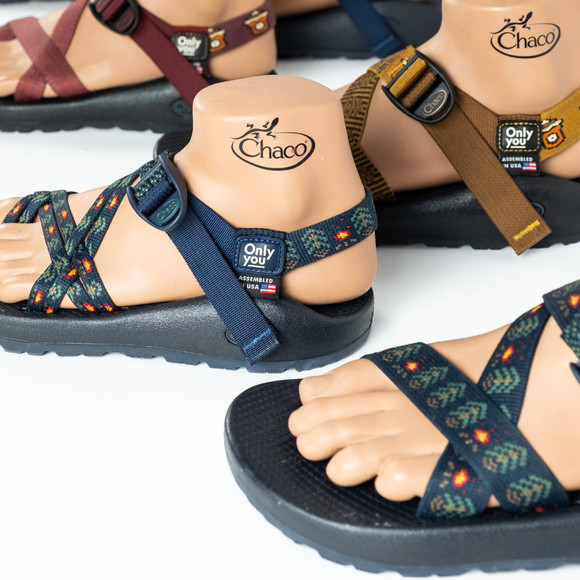 Meet your Posher, Chacos - Picture 1 of 1